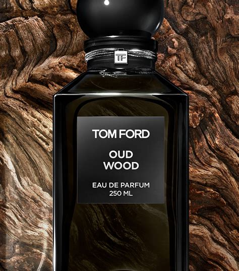 tom ford oud wood eau de parfum.